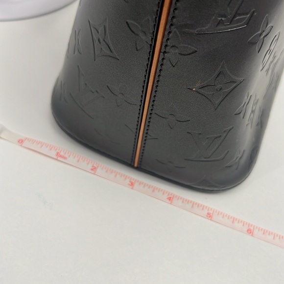 Louis Vuitton Charcoal Grey Leather Shoulder Bag 11.5”x10”x5” - Picture 10 of 10